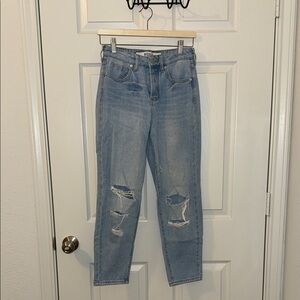 brandy melville light wash distressed high rise crop denim